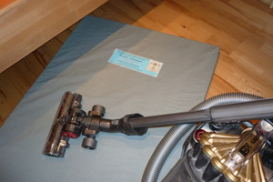 Strahlenschutz und Staub – Regelmäßig Saugen!