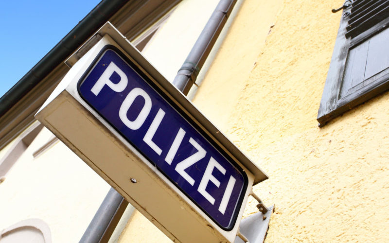Hilferuf an die Polizei