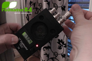 Funkbelastung ausserhalb vom Baldachin in µVolt