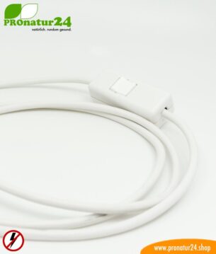 Geschirmtes Kabel mit Schnur-Zwischenschalter mit Schuko Stecker und freiem Ende, weiß (Typ EF)