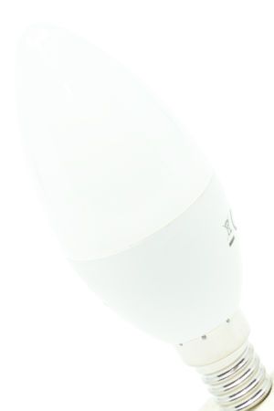 4,5 Watt LED Vollspektrum Tageslichtlampe Kerze. Natur-nah flimmerfreies Licht. Hell wie 45 Watt! 5200 Kelvin. 350 Lumen. E14 Sockel. 4,5 Watt LED Vollspektrum Tageslichtlampe Kerze. Natur-nah flimmerfreies Licht. Hell wie 45 Watt! 5200 Kelvin. 350 Lumen. E14 Sockel.